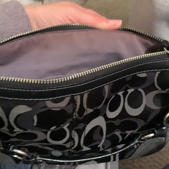 Coach signature C black and grey shoulder bag - Picture 5 of 5